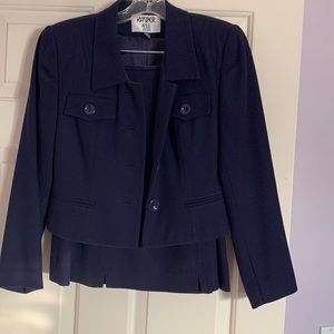 2 piece suit set with skirt